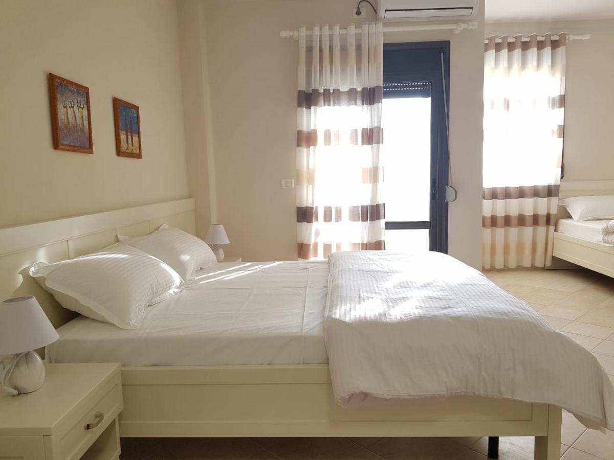 Joel Residence Durrës Eksteriør bilde